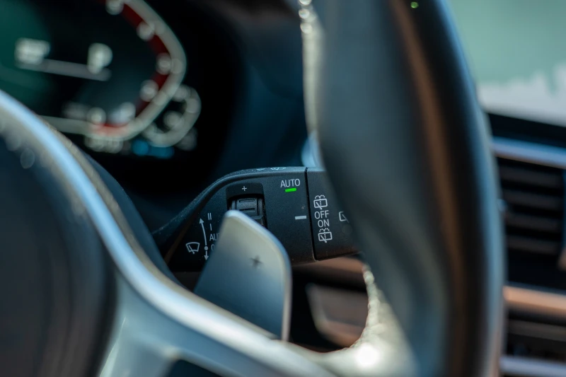 BMW X3 xDrive30e G01 xLine HUD 4x4 HK DrAstPro PrkAstPro, снимка 11 - Автомобили и джипове - 52262686