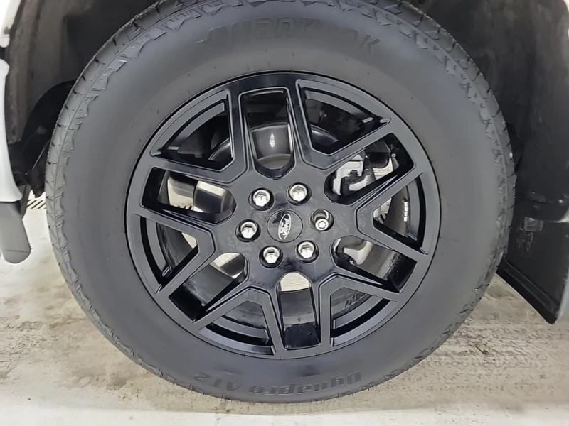 Ford F150 * STX CREW CAB SHORT BED * CARFAX * БЕЗ ПЪРВОНАЧАЛ, снимка 17 - Автомобили и джипове - 52723538