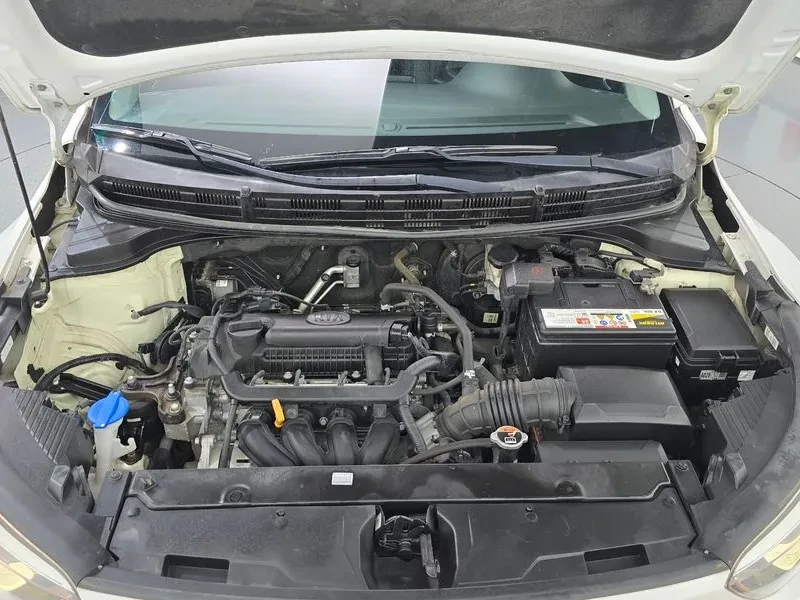 Kia Stonic 1.4 PRESTIGE, снимка 6 - Автомобили и джипове - 55262477