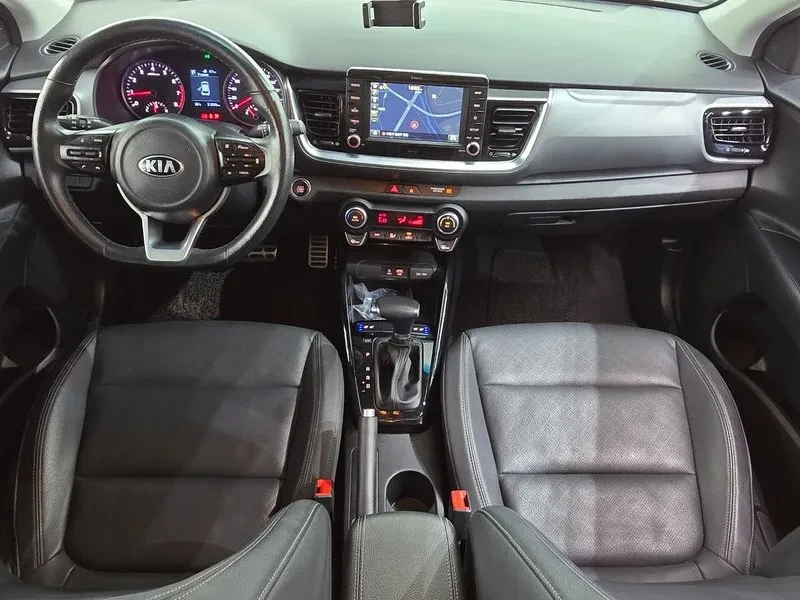 Kia Stonic 1.4 PRESTIGE, снимка 7 - Автомобили и джипове - 55262477