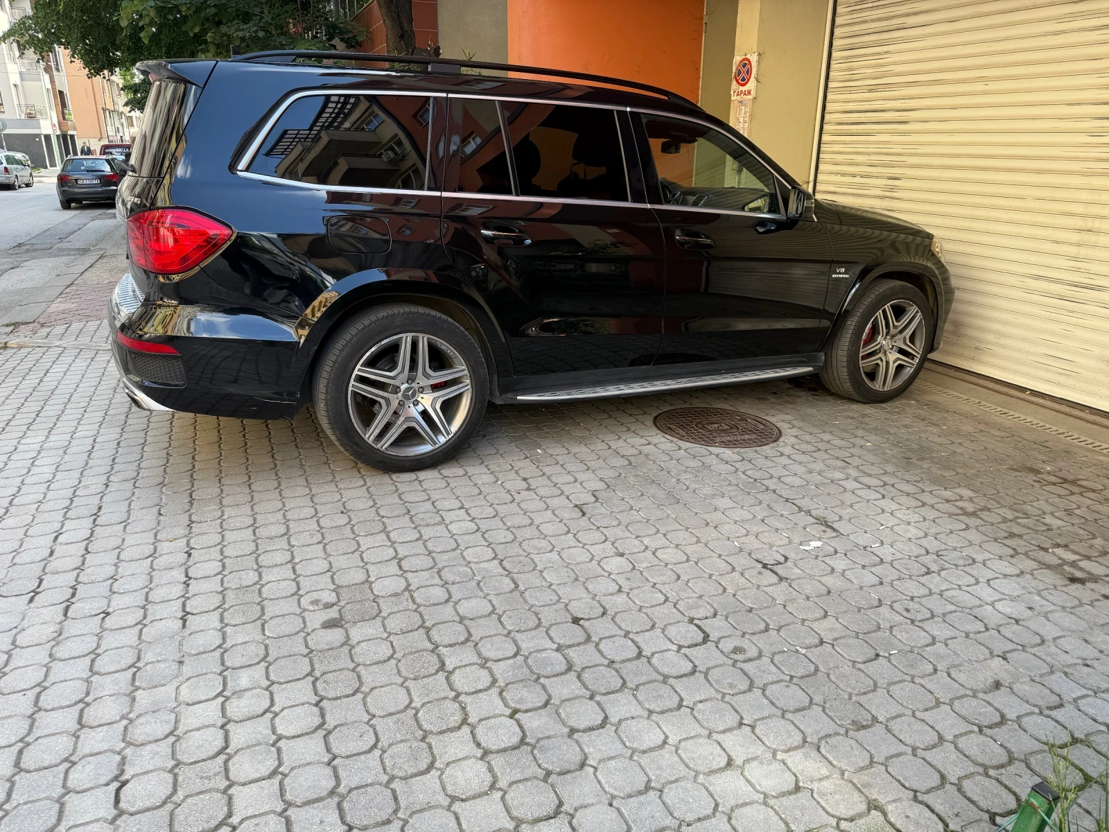 Mercedes-Benz GL 63 AMG  - изображение 7