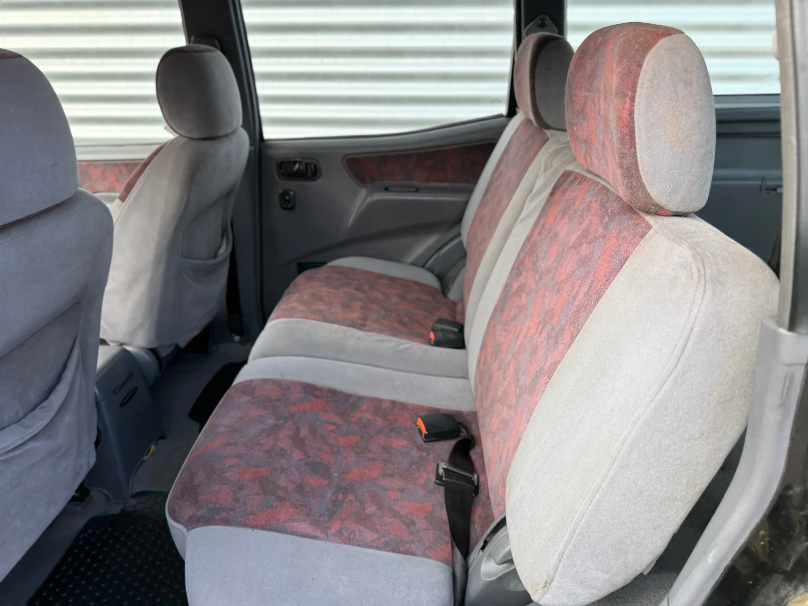 Nissan Terrano TD27+ 7места+ Климатик+ 4х4+ Бързи-Бавни - изображение 10