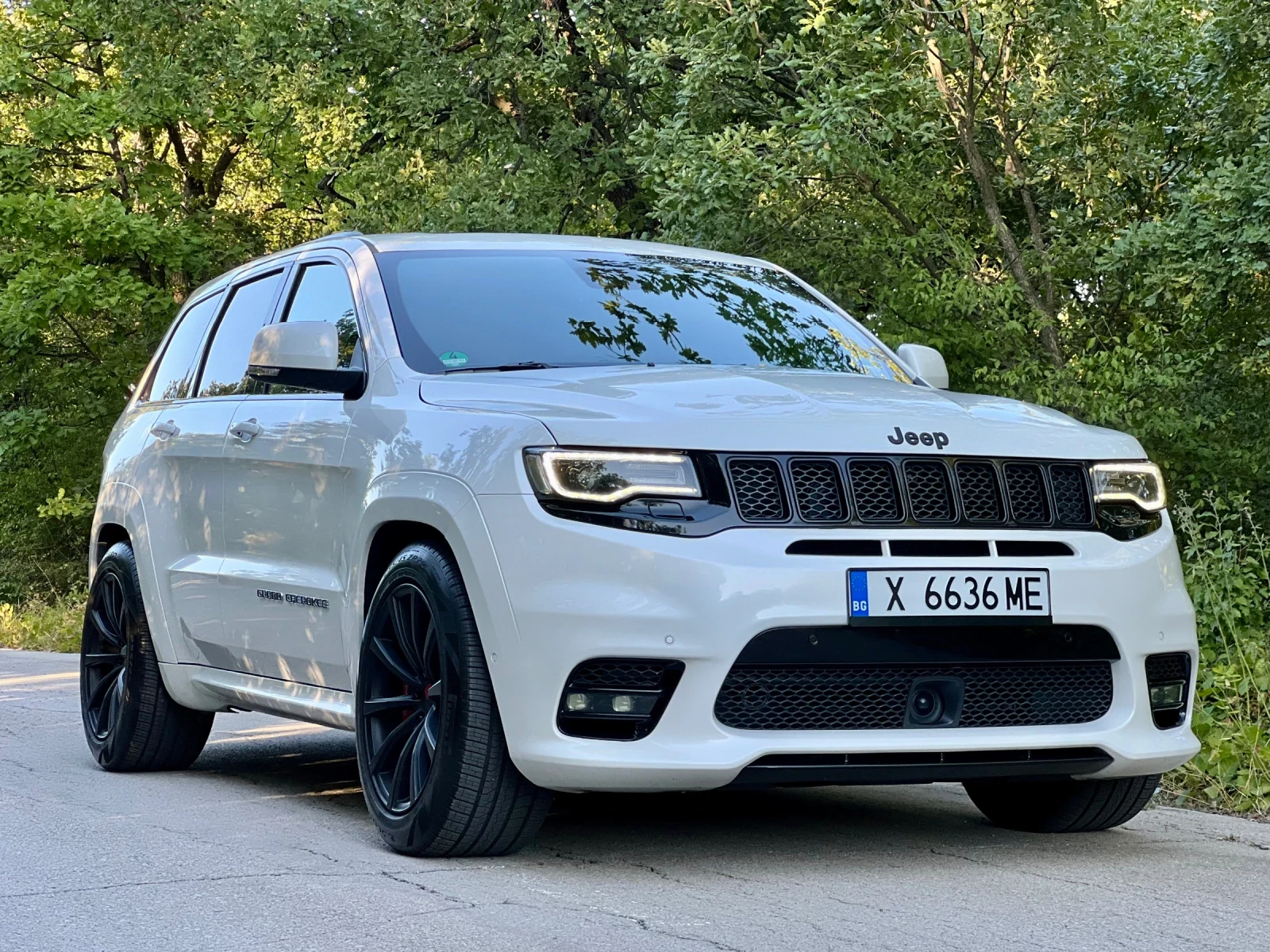 Jeep Grand cherokee WK2 6.4 SRT - изображение 3