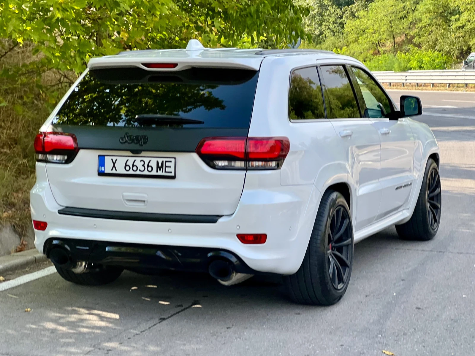 Jeep Grand cherokee WK2 6.4 SRT - изображение 4