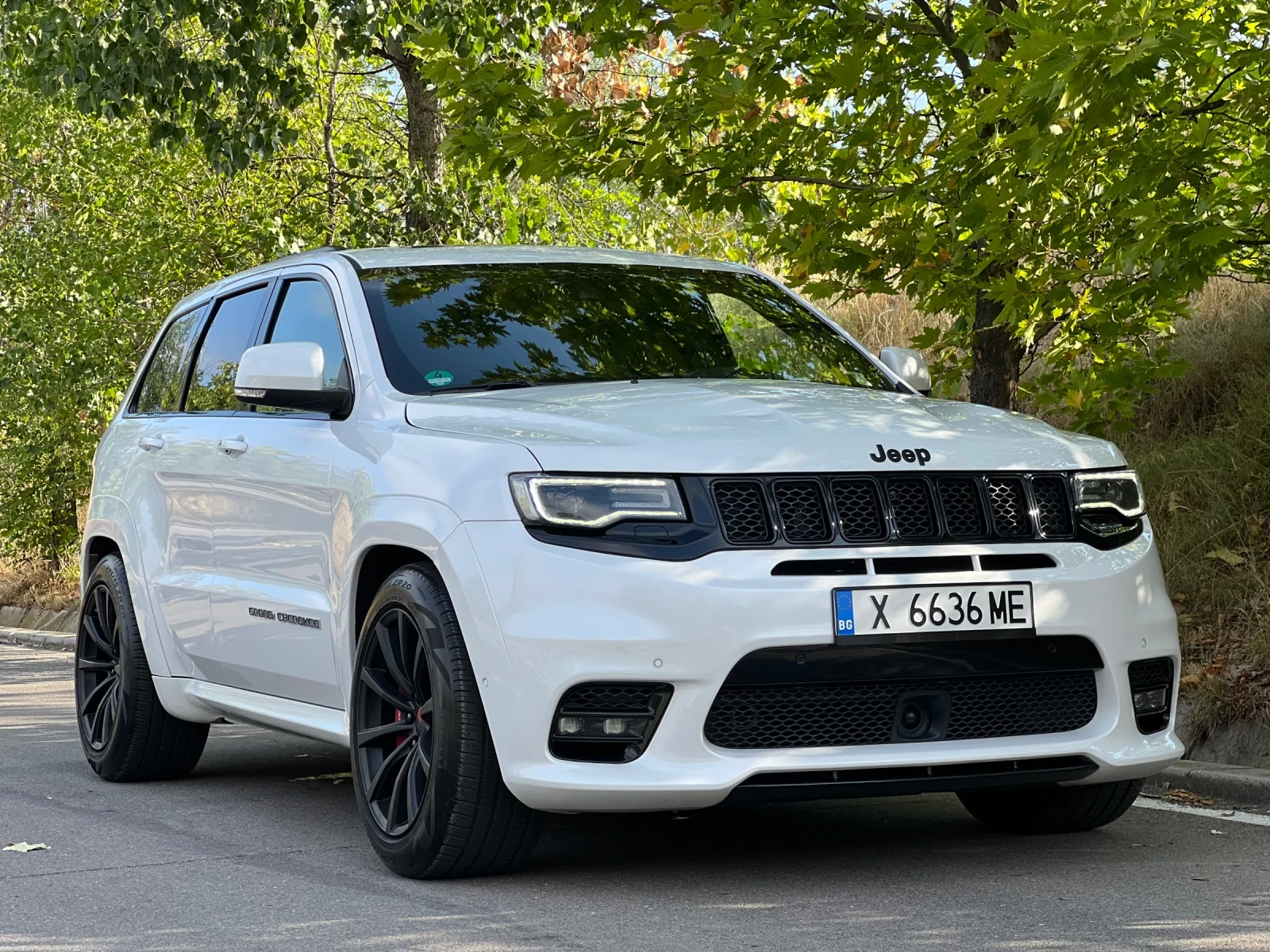 Jeep Grand cherokee WK2 6.4 SRT - изображение 3