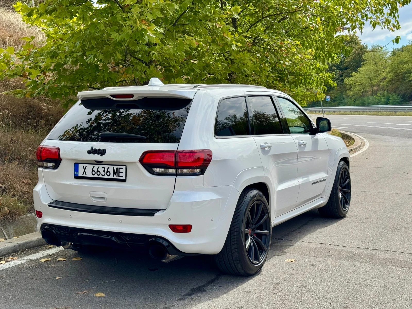 Jeep Grand cherokee WK2 6.4 SRT  - изображение 6