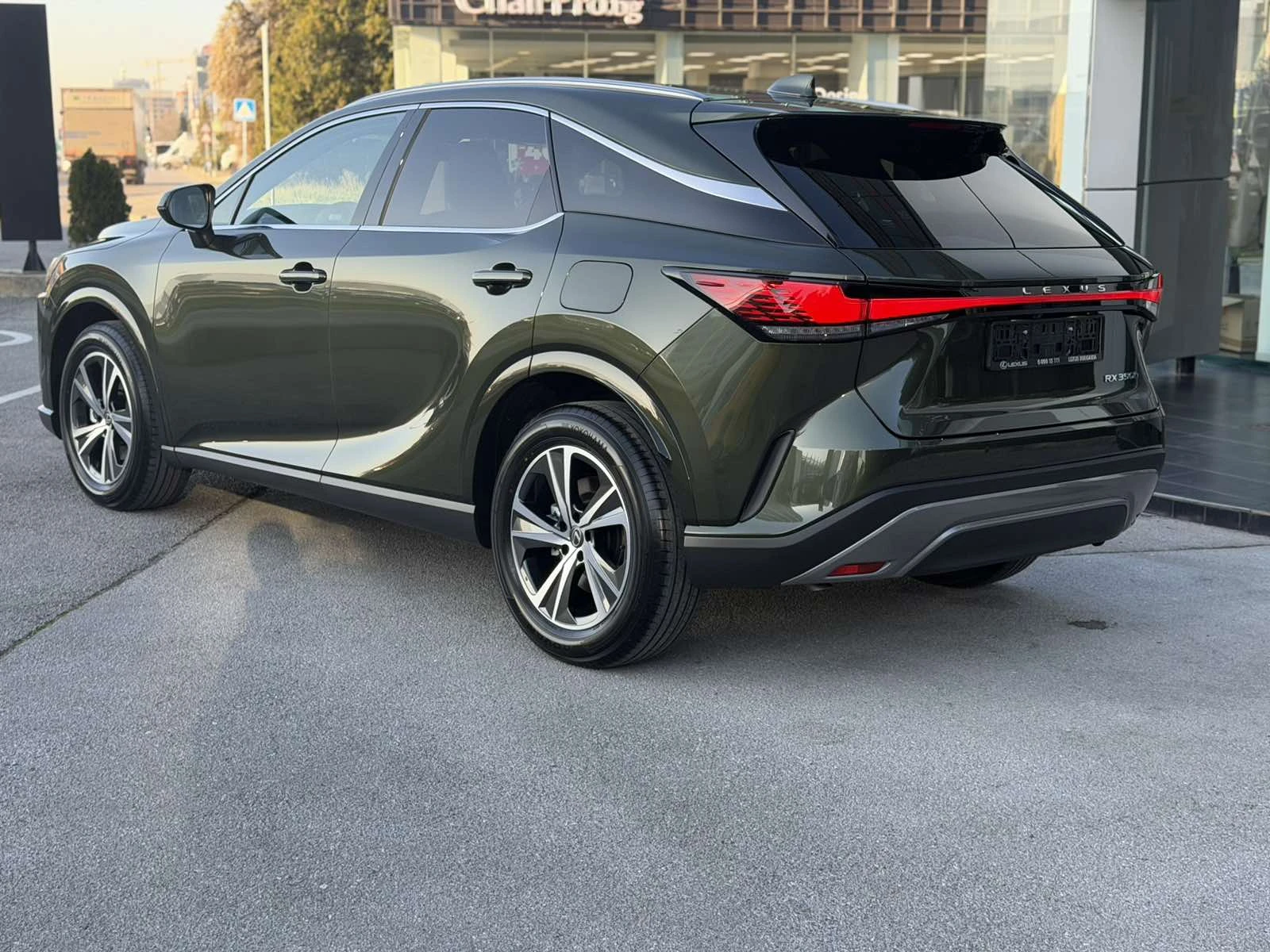 Lexus RX AWD; 0km НОВ, 869 лв./мес10 години гаранция - изображение 4