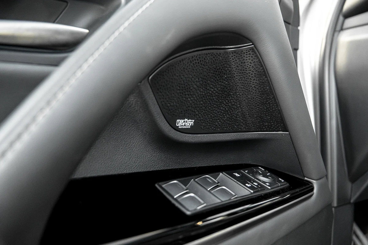 Lexus LX 600 CARFAX* АВТОФИНАНСИРАНЕ* БЕЗ ПЪРВОНАЧАЛНА ВНОСКА*  - изображение 10