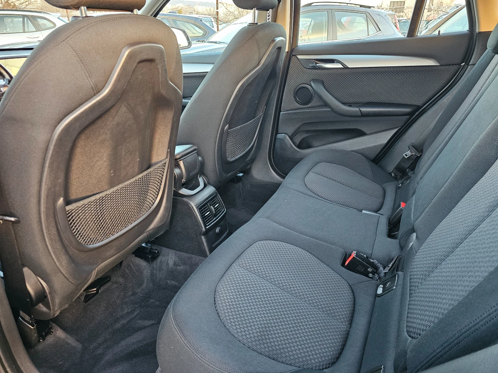 BMW X1 2.0D, 190к.с., XDrive  - изображение 10