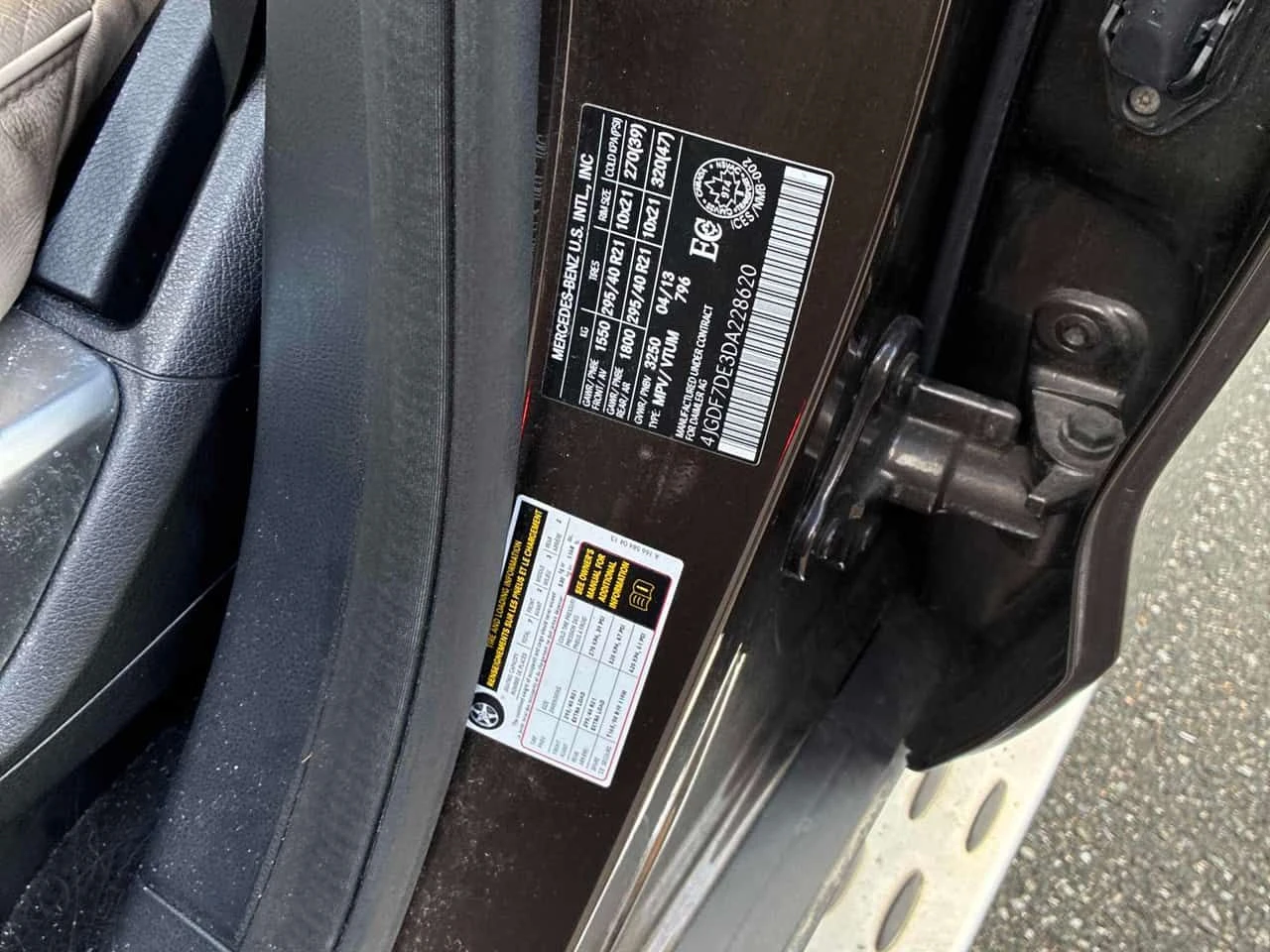 Mercedes-Benz GL 550 * PANO* KEYLESS* ПОДГРЕВ* , снимка 16 - Автомобили и джипове - 53867589