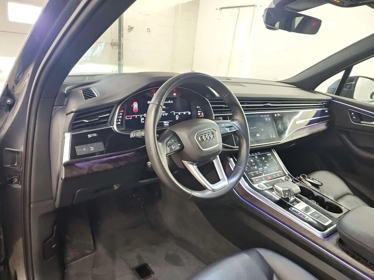 Audi Q7 * CARFAX * АВТОКРЕДИТ БЕЗ ПЪРВОНАЧАЛНА ВНОСКА, снимка 10 - Автомобили и джипове - 54759362
