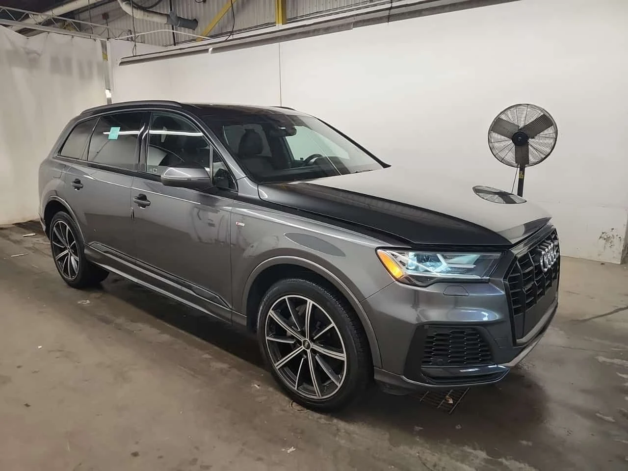 Audi Q7 * CARFAX * АВТОКРЕДИТ БЕЗ ПЪРВОНАЧАЛНА ВНОСКА, снимка 2 - Автомобили и джипове - 54759362