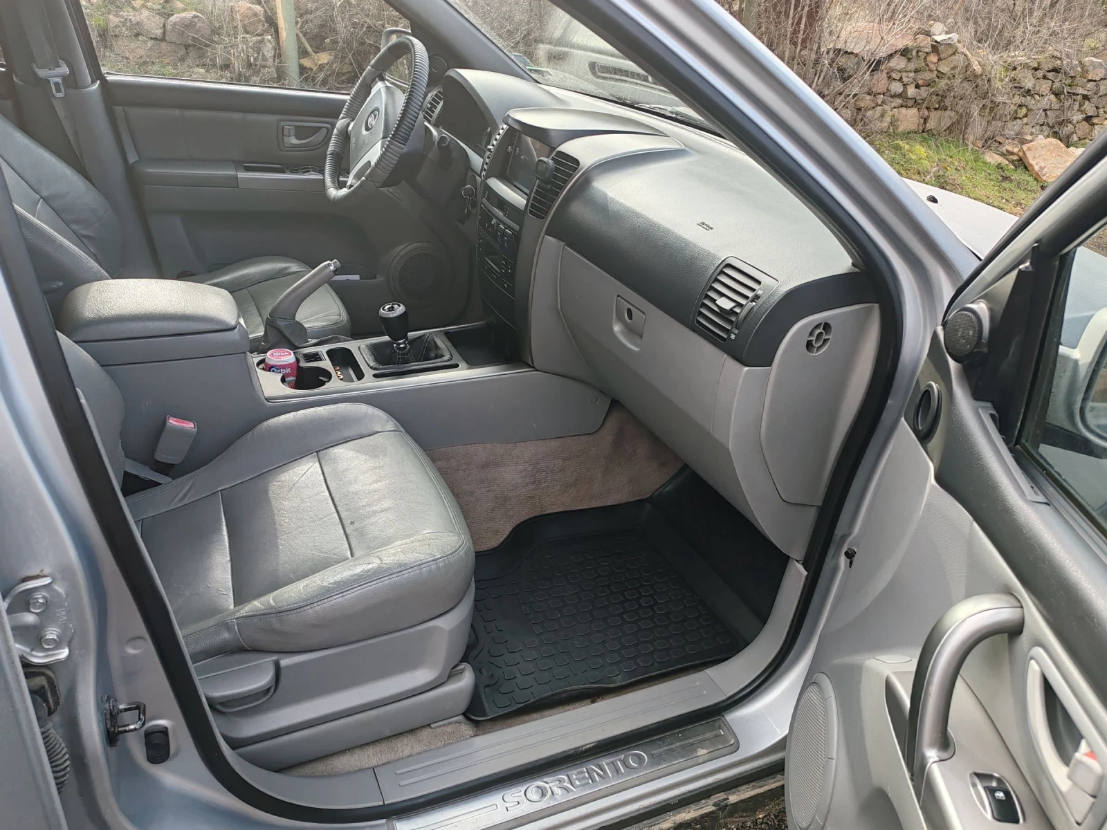 Kia Sorento 2.5Д 140кс, снимка 6 - Автомобили и джипове - 54788515