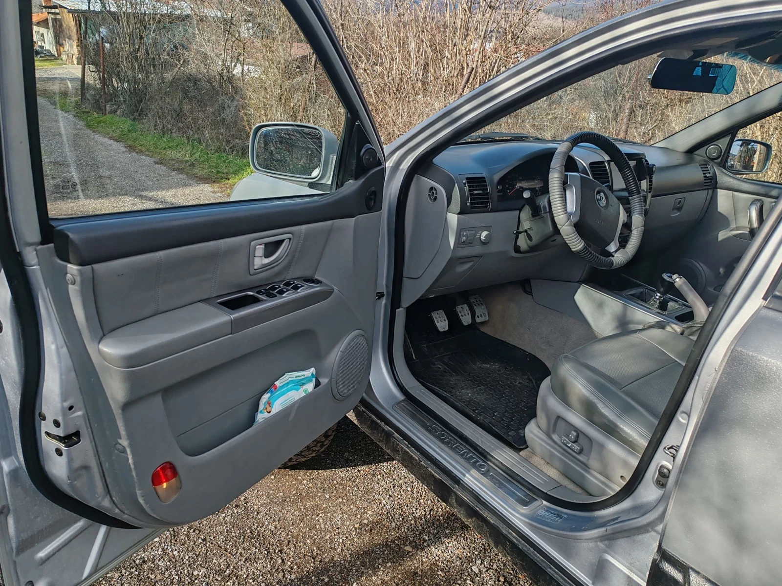 Kia Sorento 2.5Д 140кс, снимка 2 - Автомобили и джипове - 54788515
