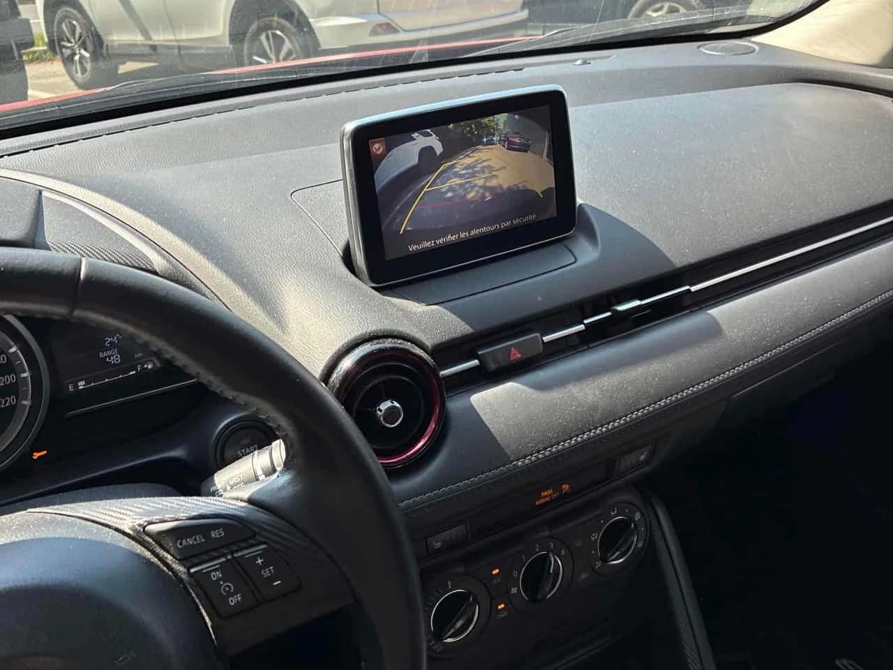 Mazda CX-3 GS| ПОДГРЕВИ| ЗАДНА КАМЕРА| LANE ASSIST| CARFAX| , снимка 8 - Автомобили и джипове - 55276249