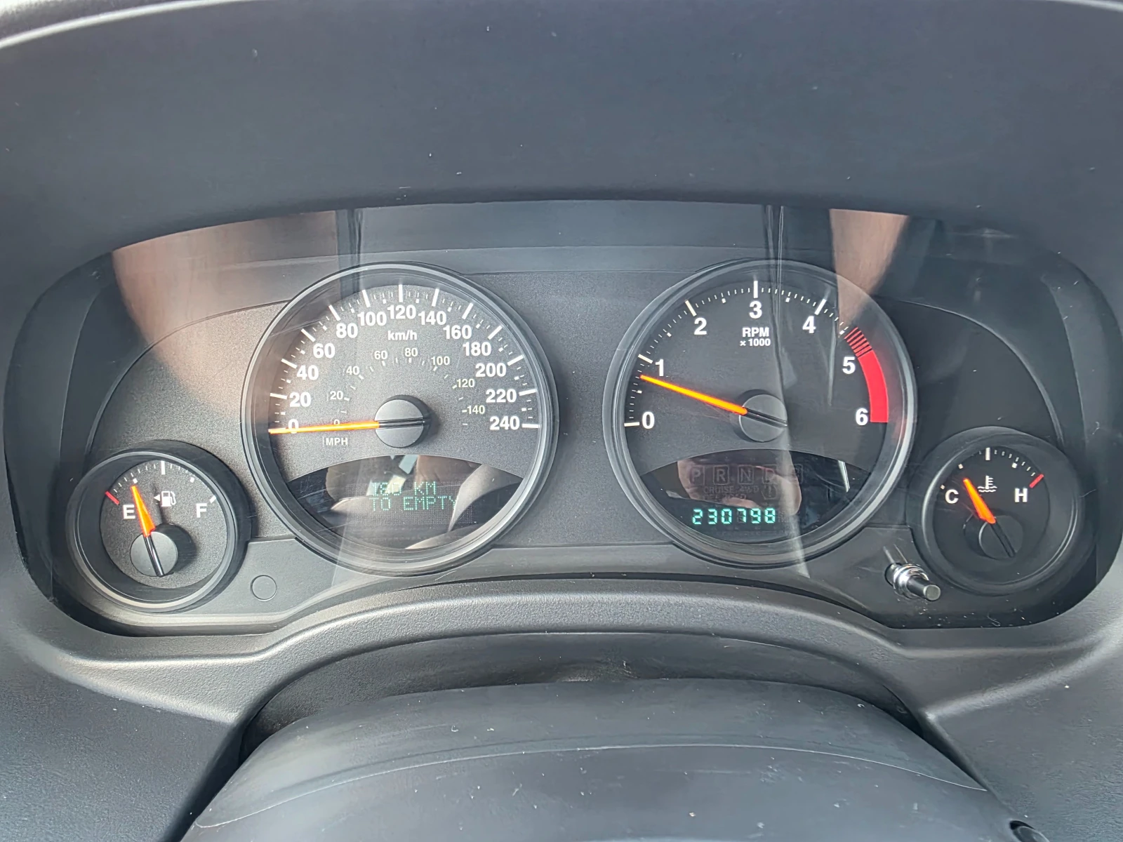 Jeep Compass 2.2 CRDI 4X4, снимка 15 - Автомобили и джипове - 55293693