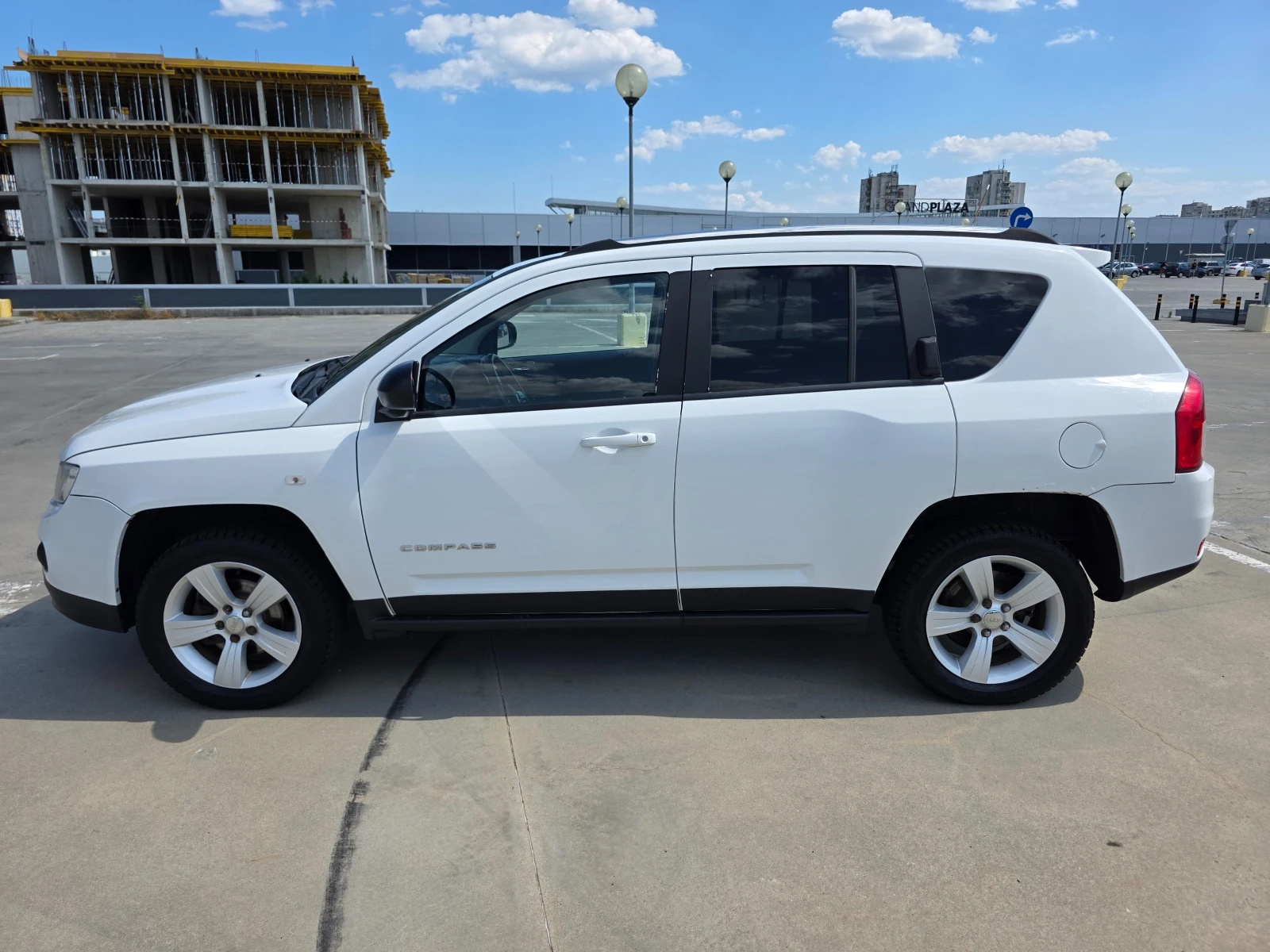Jeep Compass 2.2 CRDI 4X4, снимка 7 - Автомобили и джипове - 55293693