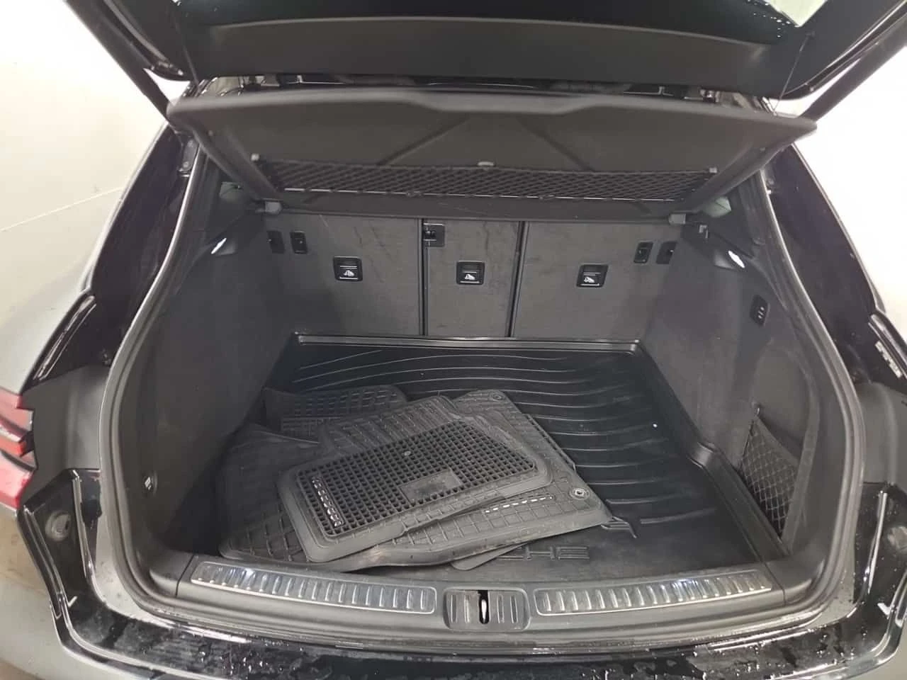 Porsche Macan GTS | CARFAX | ���������� ��� ������������ ������ | Mobile.bg � ����������� 15