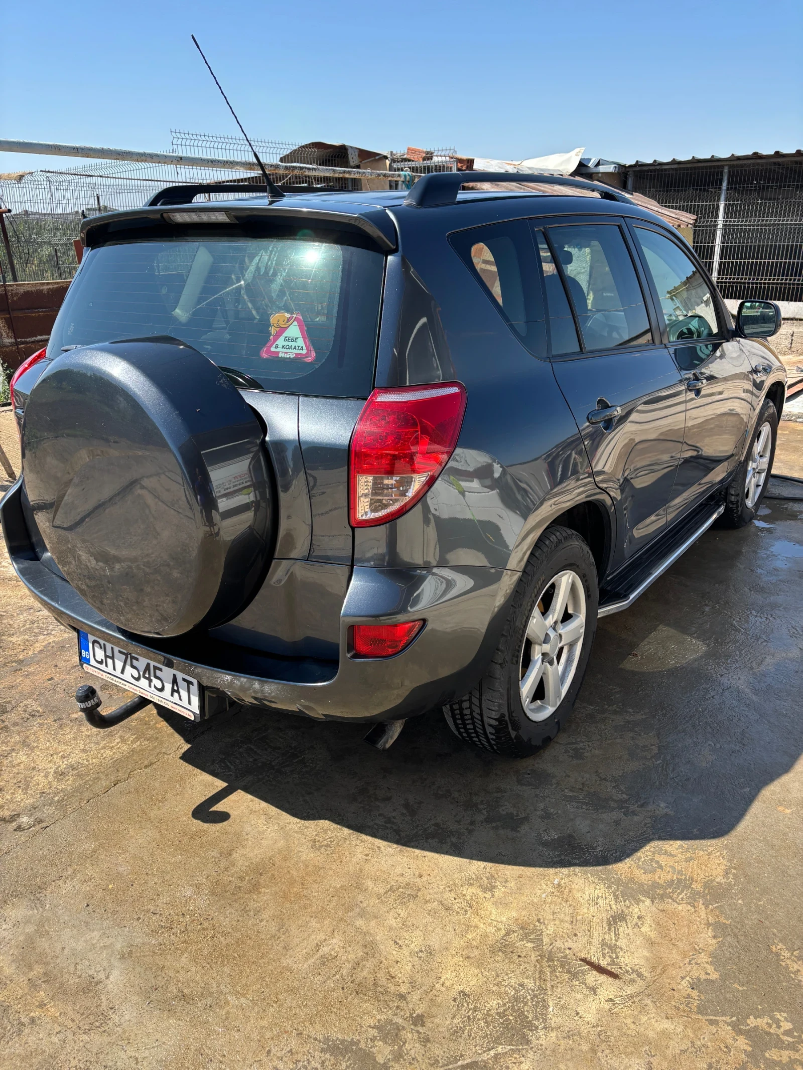 Toyota Rav4 2.2 D4D, снимка 8 - Автомобили и джипове - 55710773