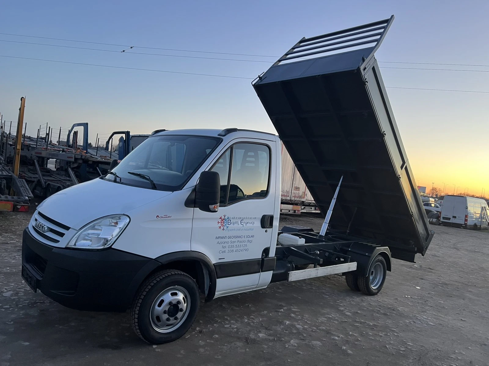 Iveco Daily 3.0D /клима/самосвал/4.20, снимка 2 - Бусове и автобуси - 53853737