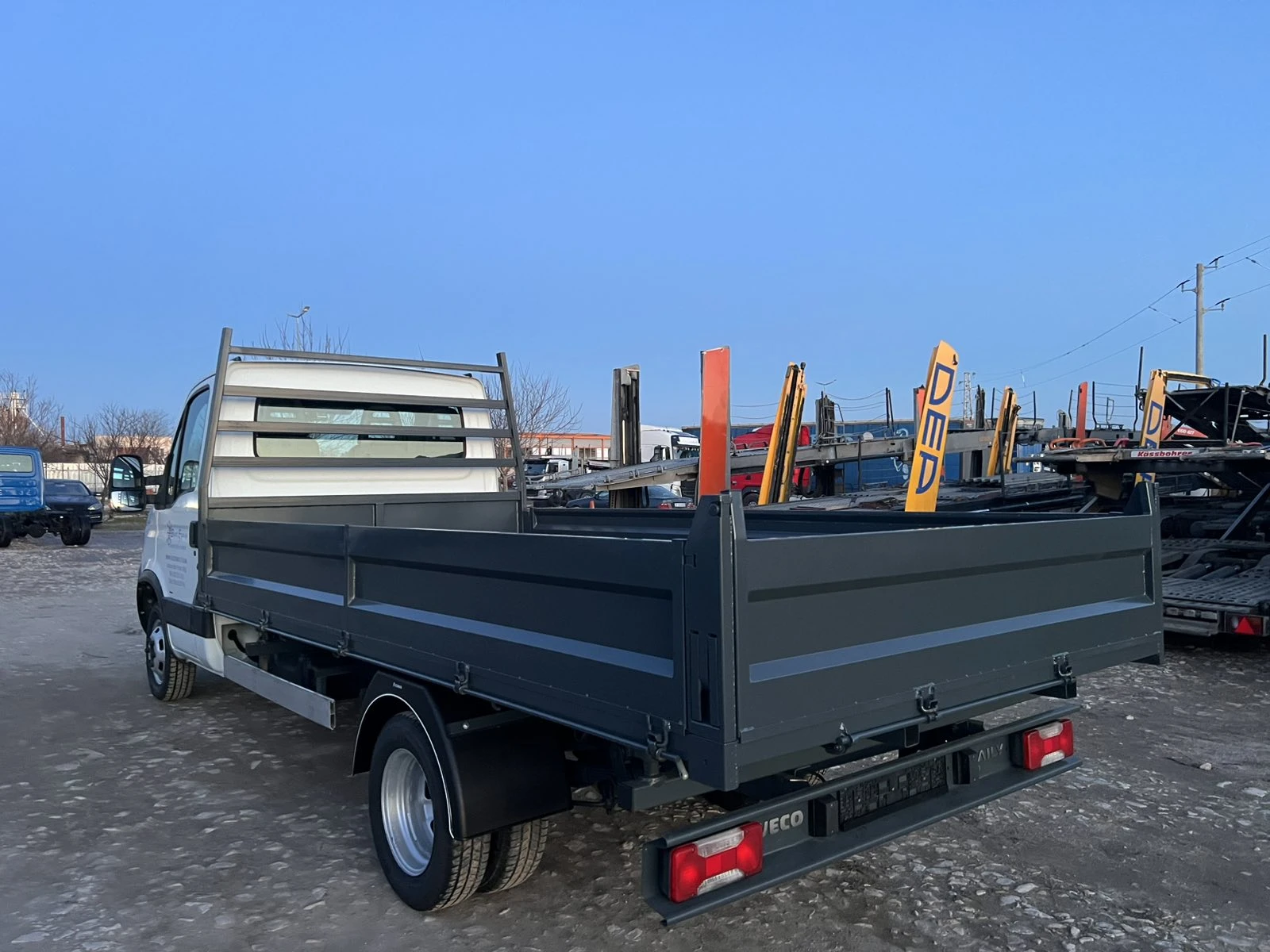 Iveco Daily 3.0D /клима/самосвал/4.20, снимка 7 - Бусове и автобуси - 53853737