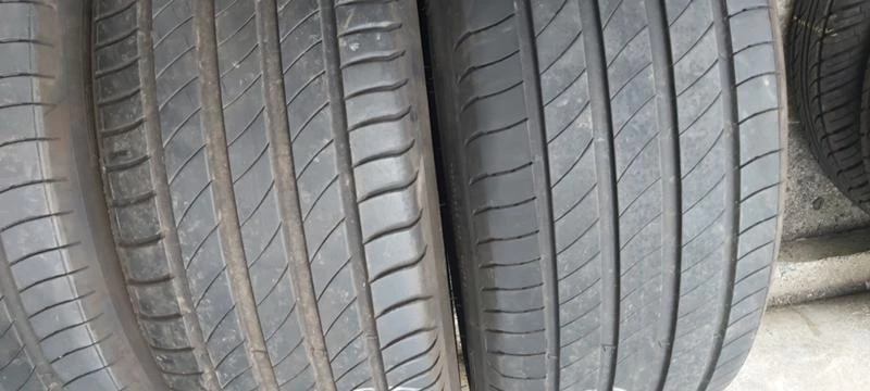 Гуми Летни 215/50R17, снимка 2 - Гуми и джанти - 33440743