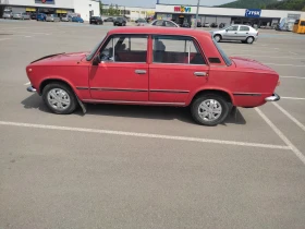  Lada 21011