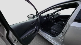 Toyota Corolla 2.0 Hybrid  | Mobile.bg    9