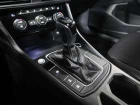 VW Jetta Comfortline* АвтоКредит* (ЦЕНА ДО БГ) - 21999 € / 43026.30 лв. - 71826390 15