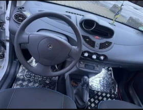 Renault Twingo Не - 3200 € / 6258.66 лв. - 83562190 6