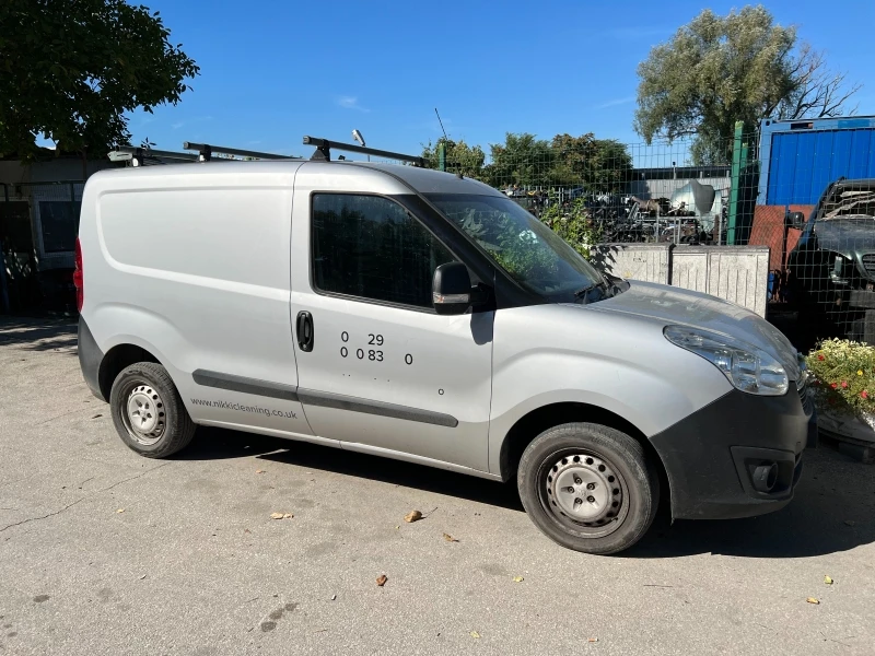 Opel Combo 1.3 CDTI, снимка 2 - Автомобили и джипове - 38034963