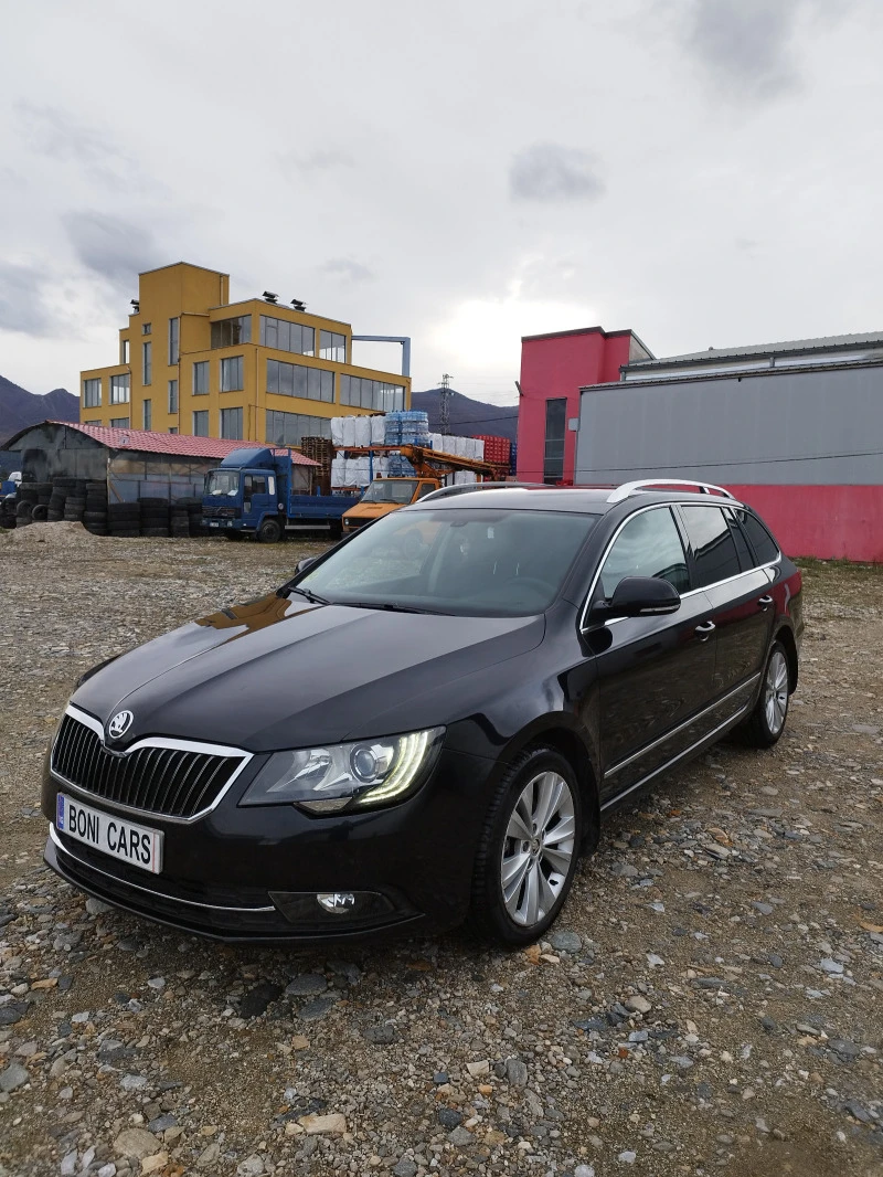 Skoda Superb 2.0TDI, снимка 1 - Автомобили и джипове - 42179179