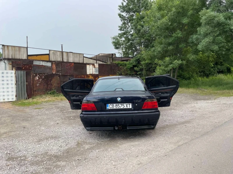 BMW 750, снимка 3 - Автомобили и джипове - 47139385