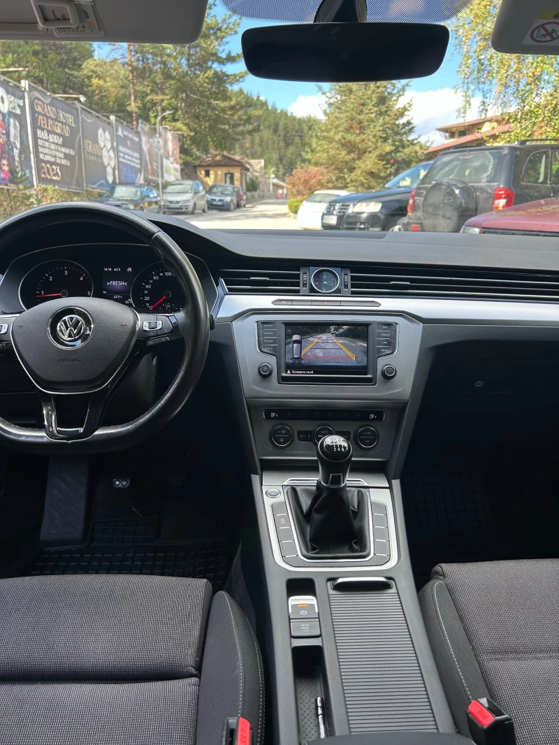 VW Passat 2.0 TDI  Full LED, снимка 14 - Автомобили и джипове - 47547167