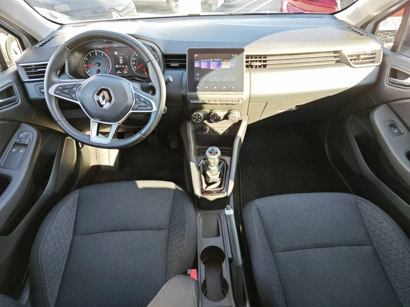 Renault Clio 1.0TCe 90k.c., снимка 13 - Автомобили и джипове - 47878222