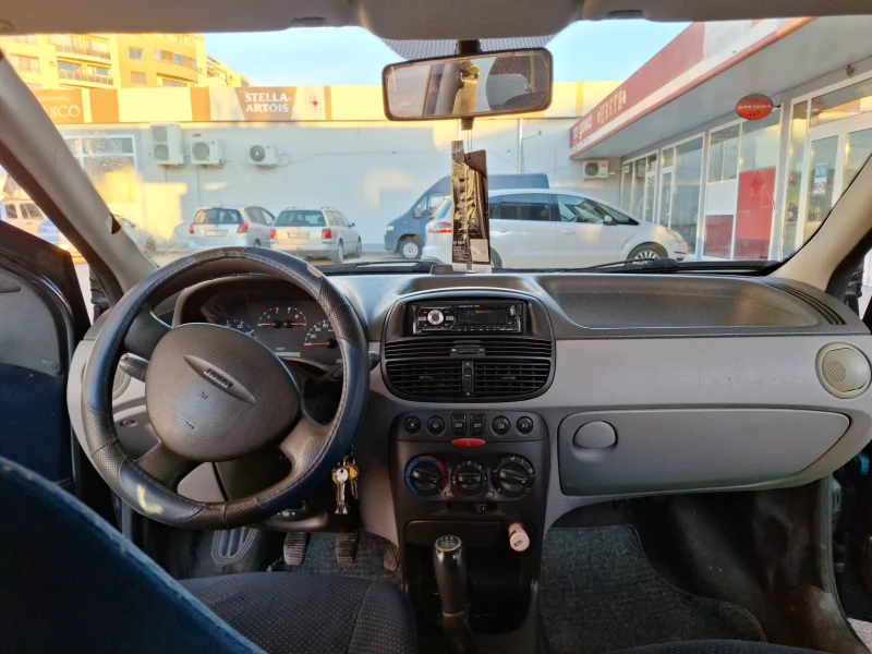 Fiat Punto, снимка 6 - Автомобили и джипове - 48200667