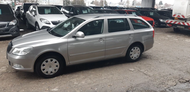 Skoda Octavia 1.6 MPI-102 кс, снимка 4 - Автомобили и джипове - 49195266