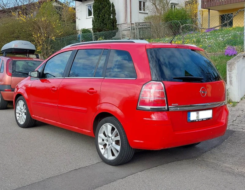 Opel Zafira, снимка 1 - Автомобили и джипове - 48428679