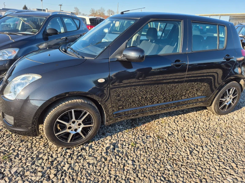 Suzuki Swift, снимка 3 - Автомобили и джипове - 48483654