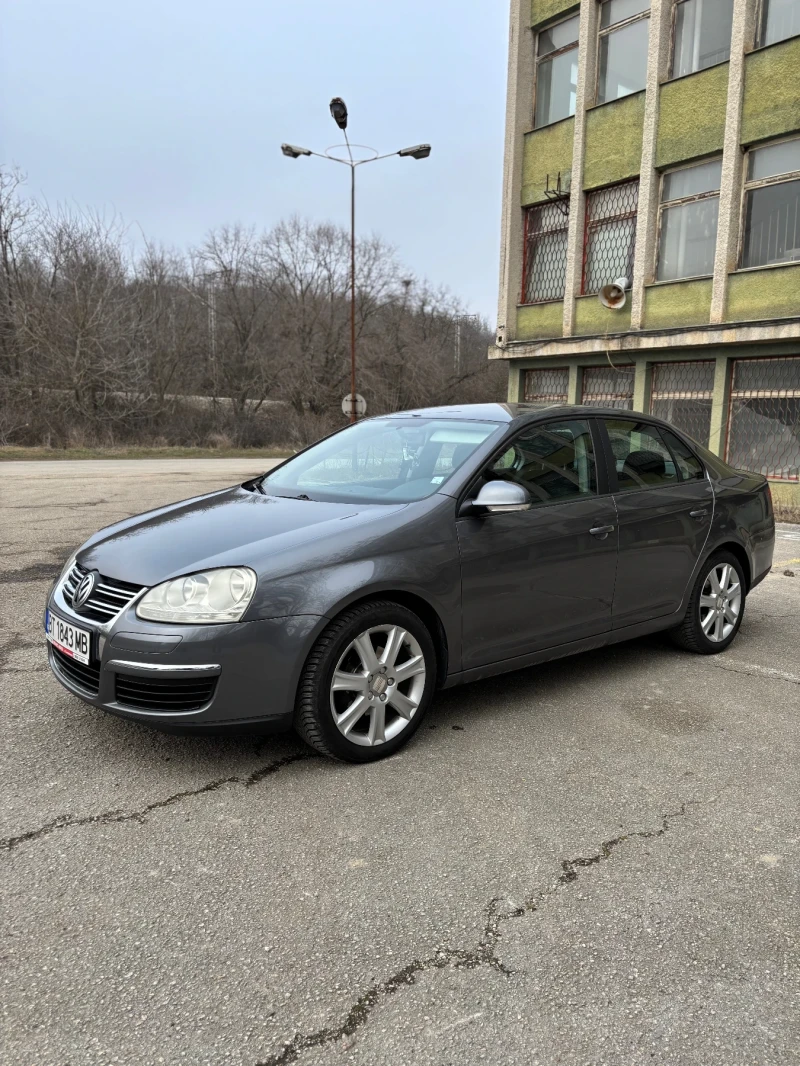 VW Jetta, снимка 1 - Автомобили и джипове - 49315964