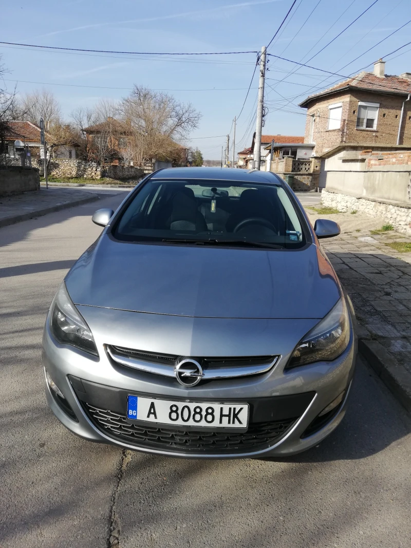 Opel Astra 1.4, снимка 1 - Автомобили и джипове - 49459659