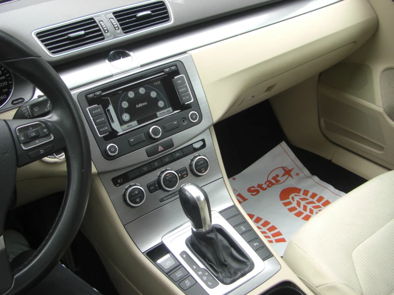 VW Passat B7 TDI NAVI AVTOMAT EURO 5B, снимка 12 - Автомобили и джипове - 50523121