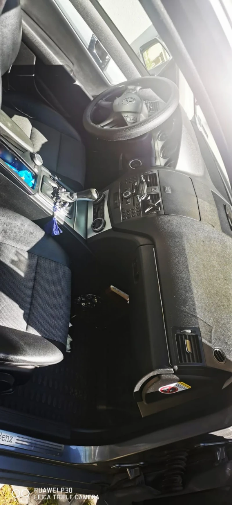 Mercedes-Benz C 220, снимка 8 - Автомобили и джипове - 52567810