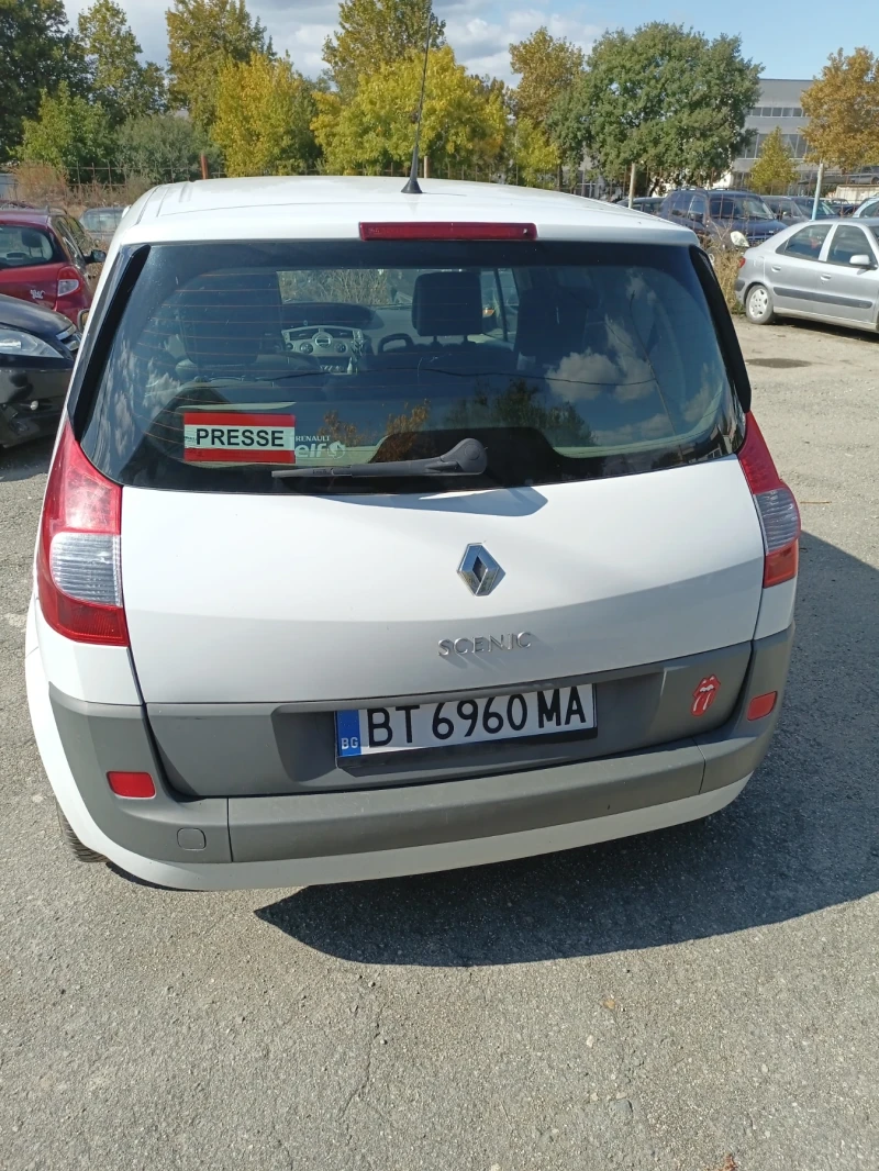 Renault Scenic, снимка 6 - Автомобили и джипове - 52024251