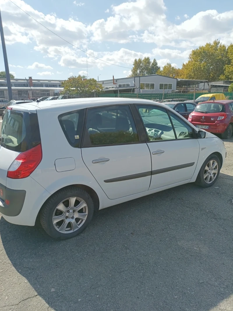 Renault Scenic, снимка 5 - Автомобили и джипове - 52024251