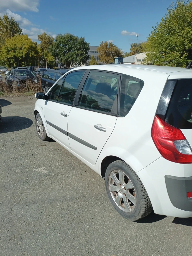 Renault Scenic, снимка 4 - Автомобили и джипове - 52024251