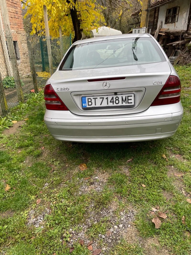 Mercedes-Benz C 220 2.2 cdi, снимка 2 - Автомобили и джипове - 52332681