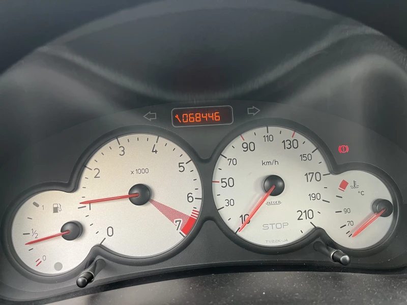 Peugeot 206, снимка 4 - Автомобили и джипове - 52680467