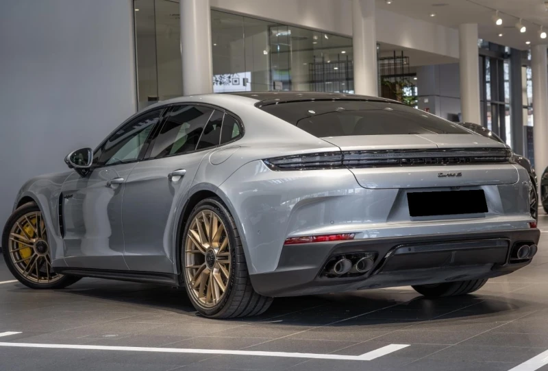 Porsche Panamera TURBO S E-HYBRID/FACELIFT/CERAMIC/CARBON/TV/BURM/, снимка 5 - Автомобили и джипове - 53149261