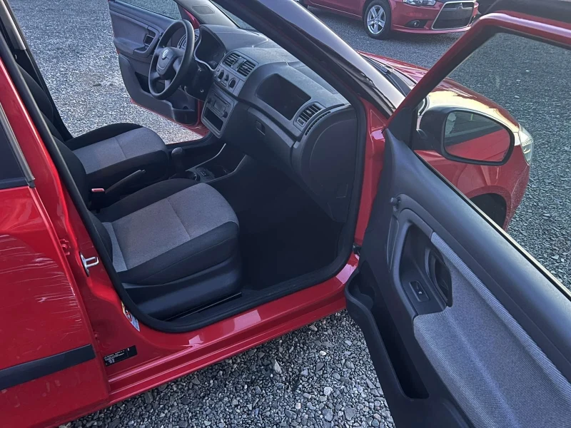 Skoda Fabia * 1.2i* 60HP* FACELIFT* EU5* , снимка 11 - Автомобили и джипове - 53176028